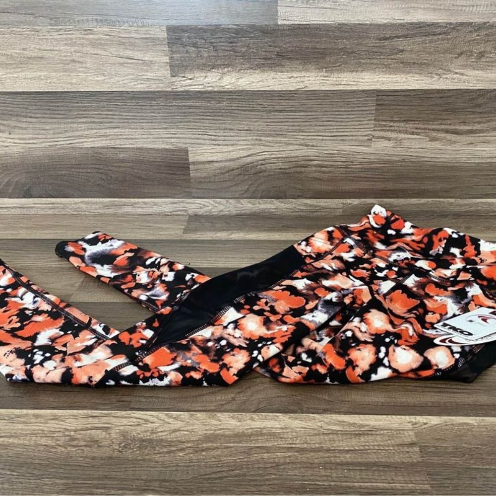 TKO Size Small Urban Camo Mesh Panel Leggings